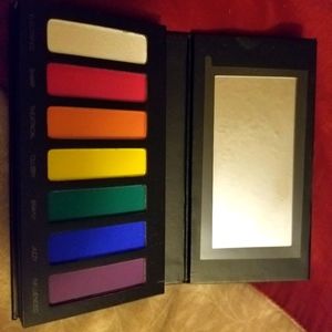 Younique Moodstruck Addiction Eyeshadow Palette No. 7